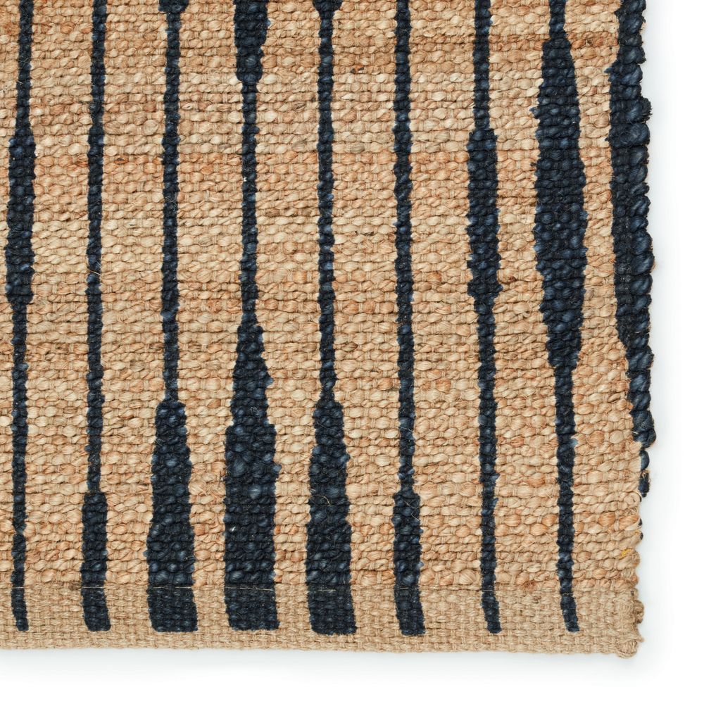 Galatea Handmade Trellis Natural/ Navy Runner Rug (2'6"X9')