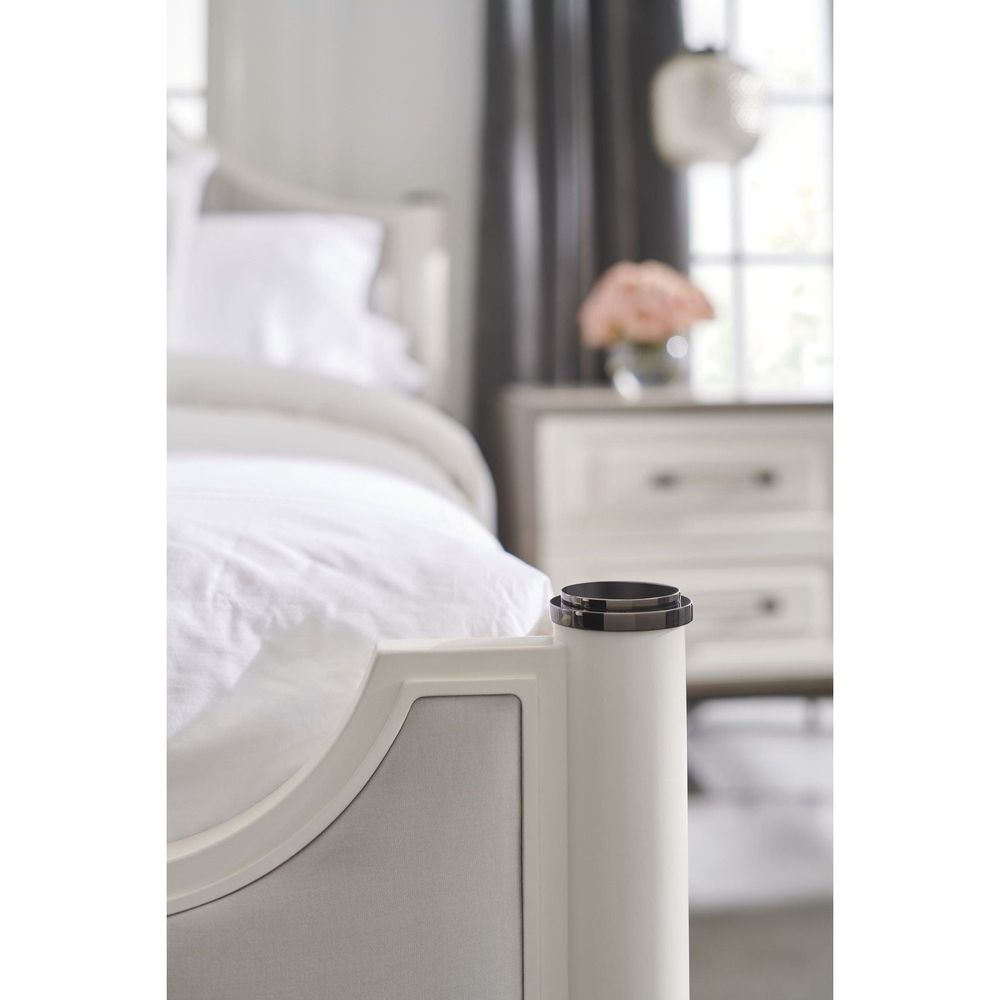 Pillar Bed - Queen
