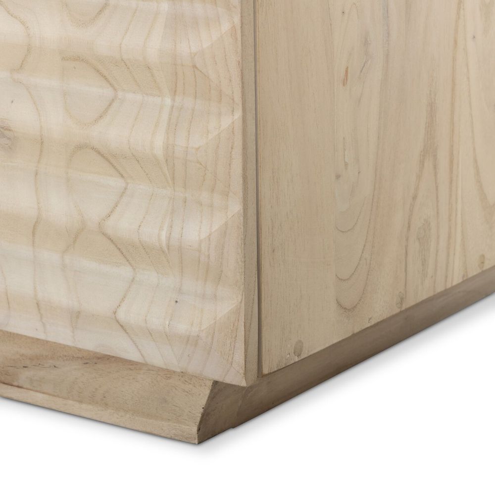 Tussac Media Console