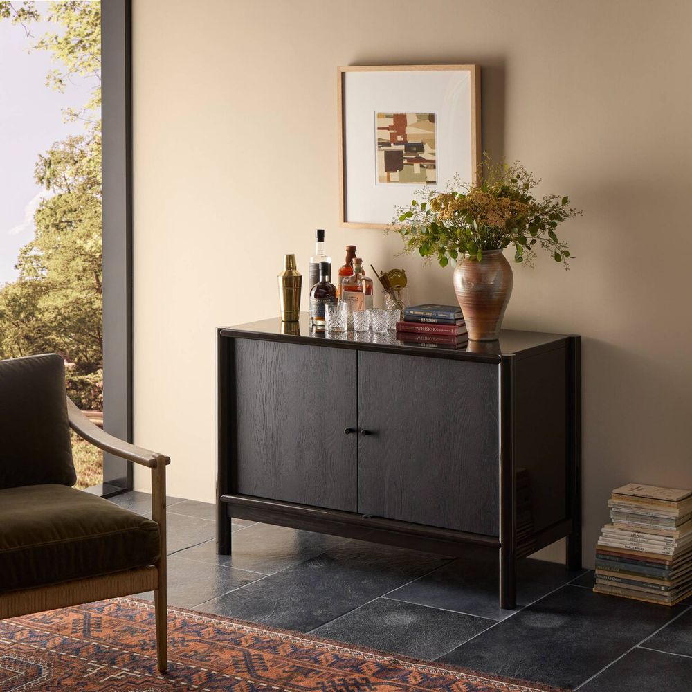 Additional view of Vinco Sideboard, featuring glossy lacquered top, wood, metal, and dual-door enclosed storage cabinet.
