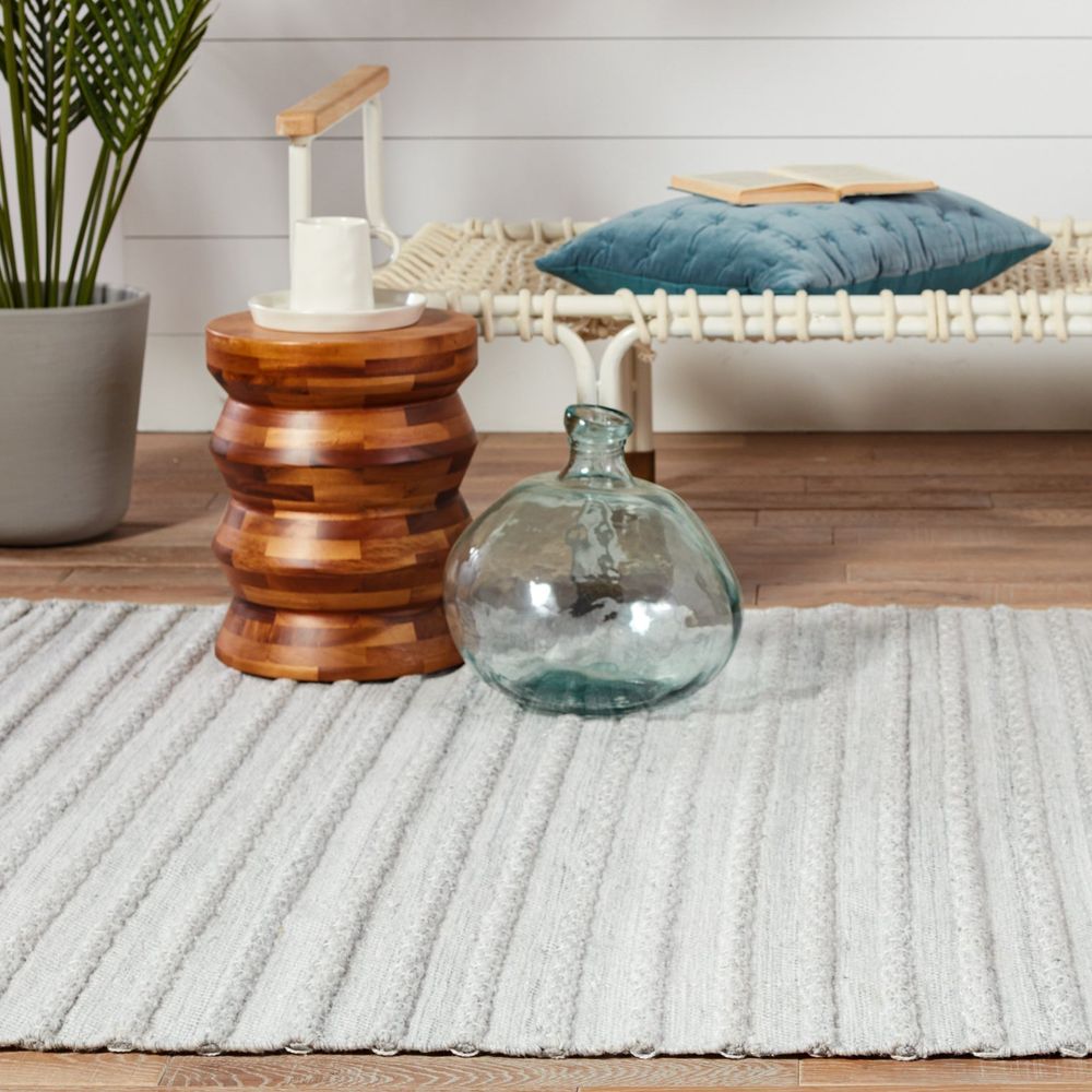 Tobias Solid Light Gray/ Cream Area Rug (2'X3')