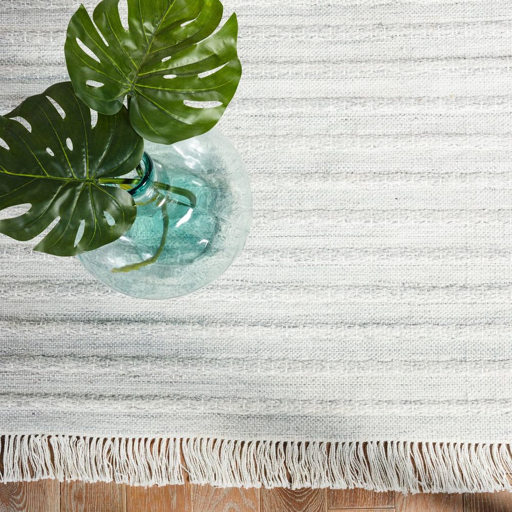 Tobias Solid Light Gray/ Cream Runner Rug (3'X10')
