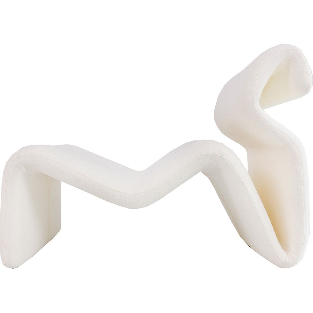 Figure Lounge Chair