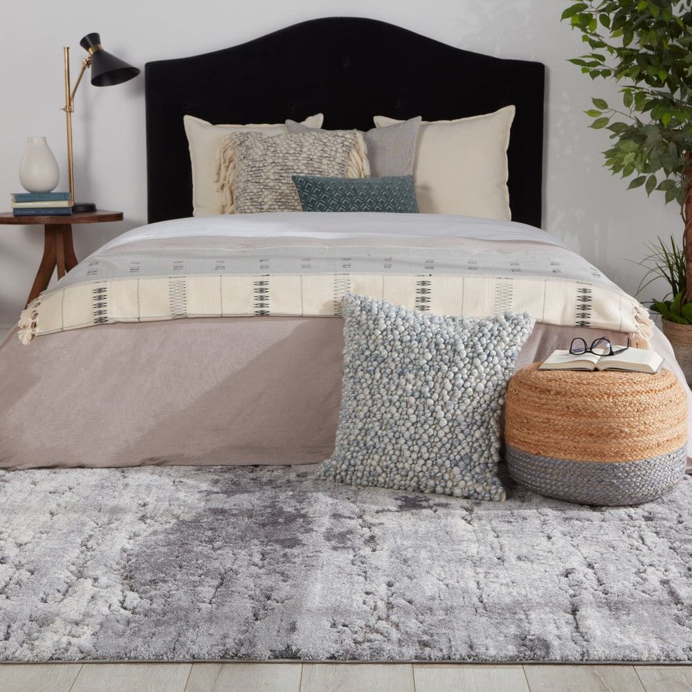 Merine Chaz Abstract Gray/ Ivory Runner Rug (3'X10')