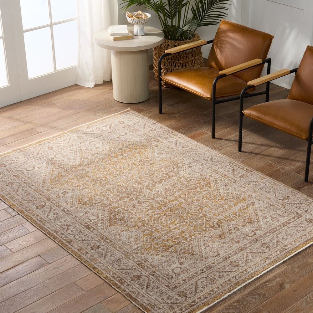Merine Grafton Medallion Gold/ Light Gray Runner Rug (2'6"X8')