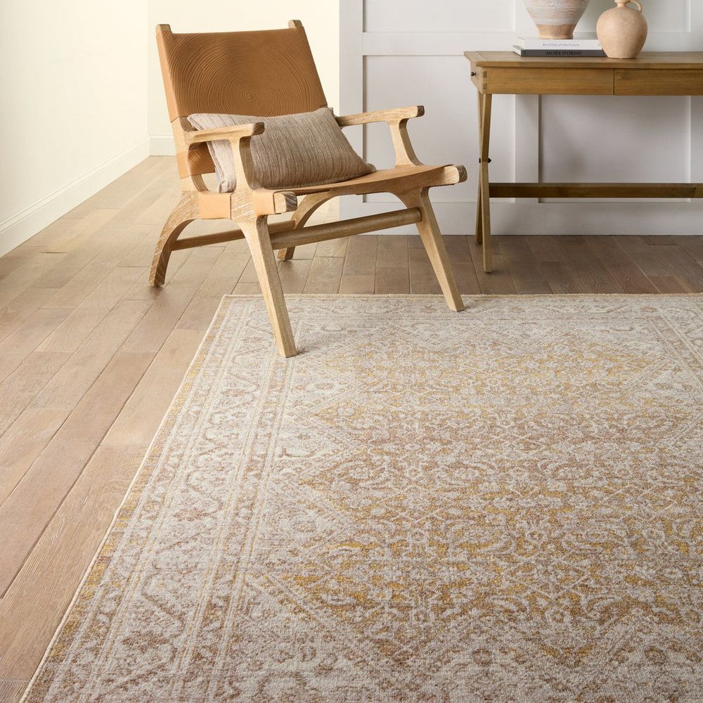 Merine Grafton Medallion Gold/ Light Gray Runner Rug (2'6"X8')