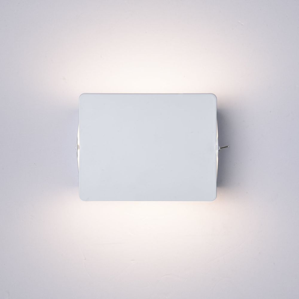 Perriand Elin Wall Sconce