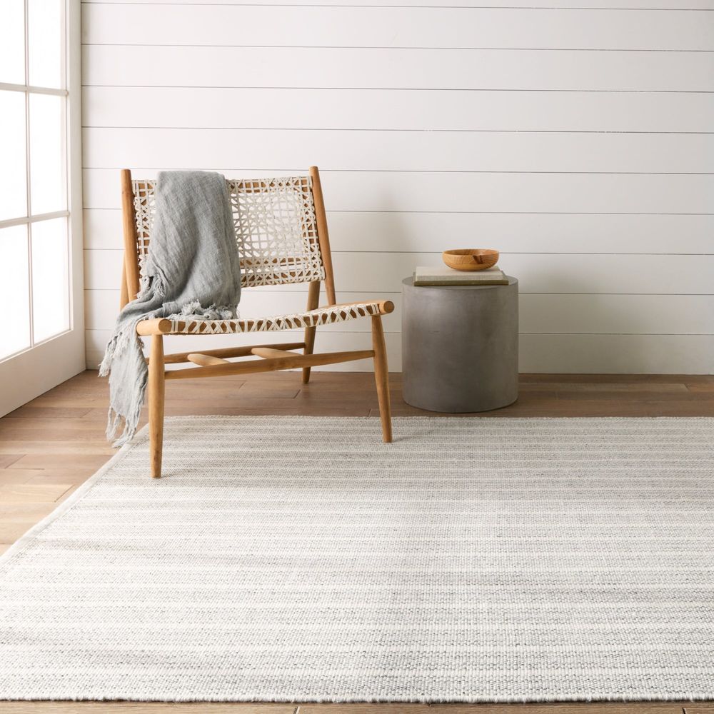 Seren Striped Light Gray/ Ivory Area Rug (2'X3')