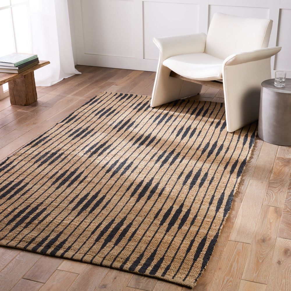 Galatea Handmade Trellis Natural/ Navy Runner Rug (2'6"X9')