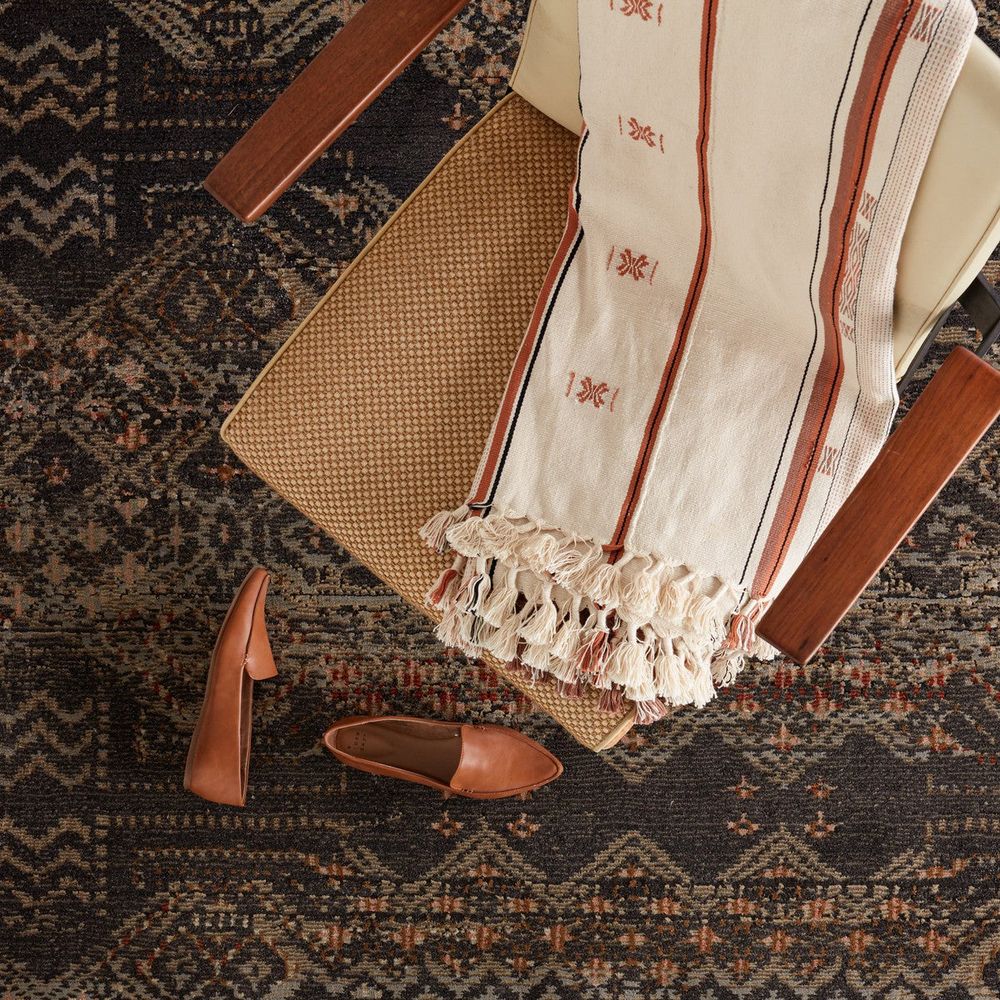 Cypress Tamari Tribal Black/ Light Pink Runner Rug (2'6"X12')
