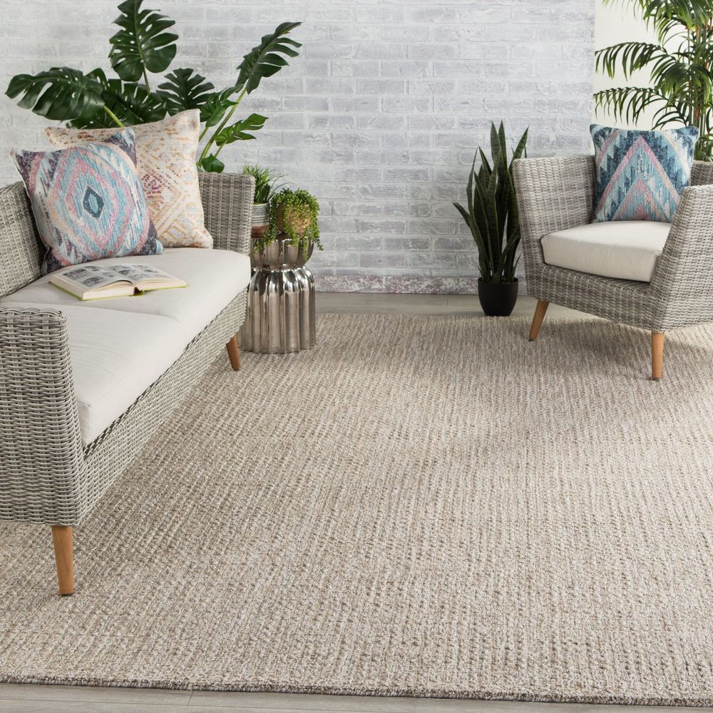 Simeon Solid Gray/ White Area Rug (2'X3')