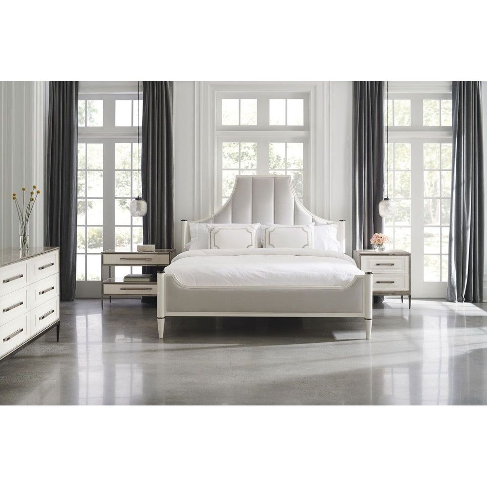 Pillar Bed - Queen