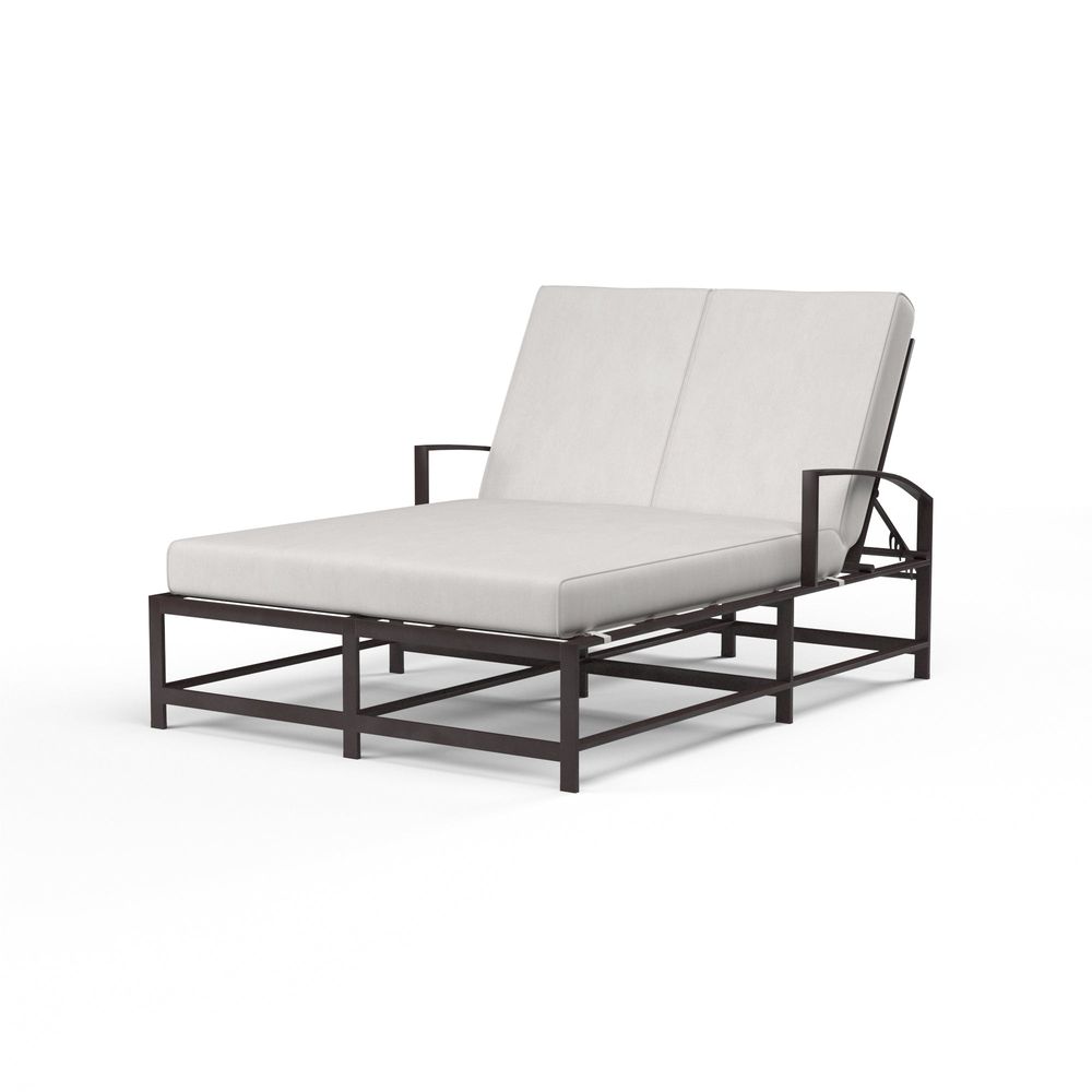Outdoor Chaises La Jolla Double Chaise in Canvas Flax w/ Self Welt
