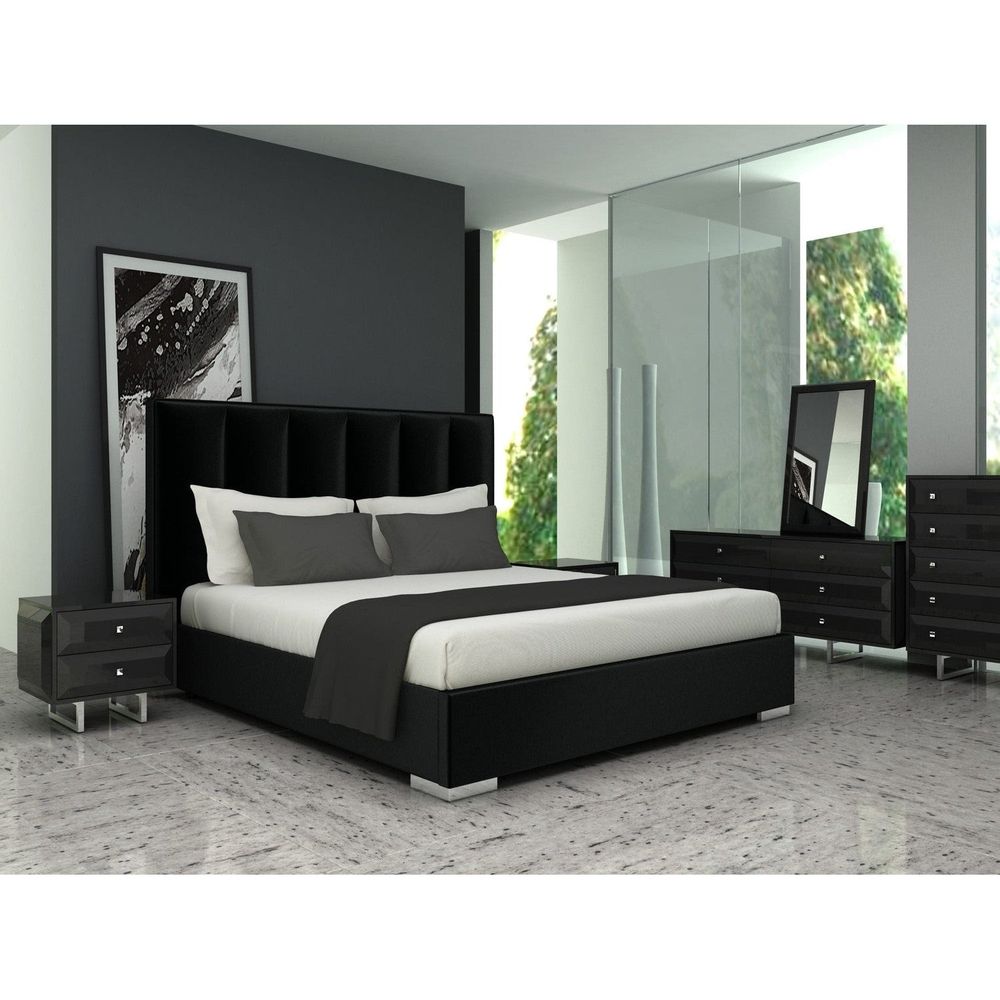 Velvet Bed-Whiteline Modern Living-WHITELINE-BQ1655-BLK-BedsBlack-Queen-2-France and Son