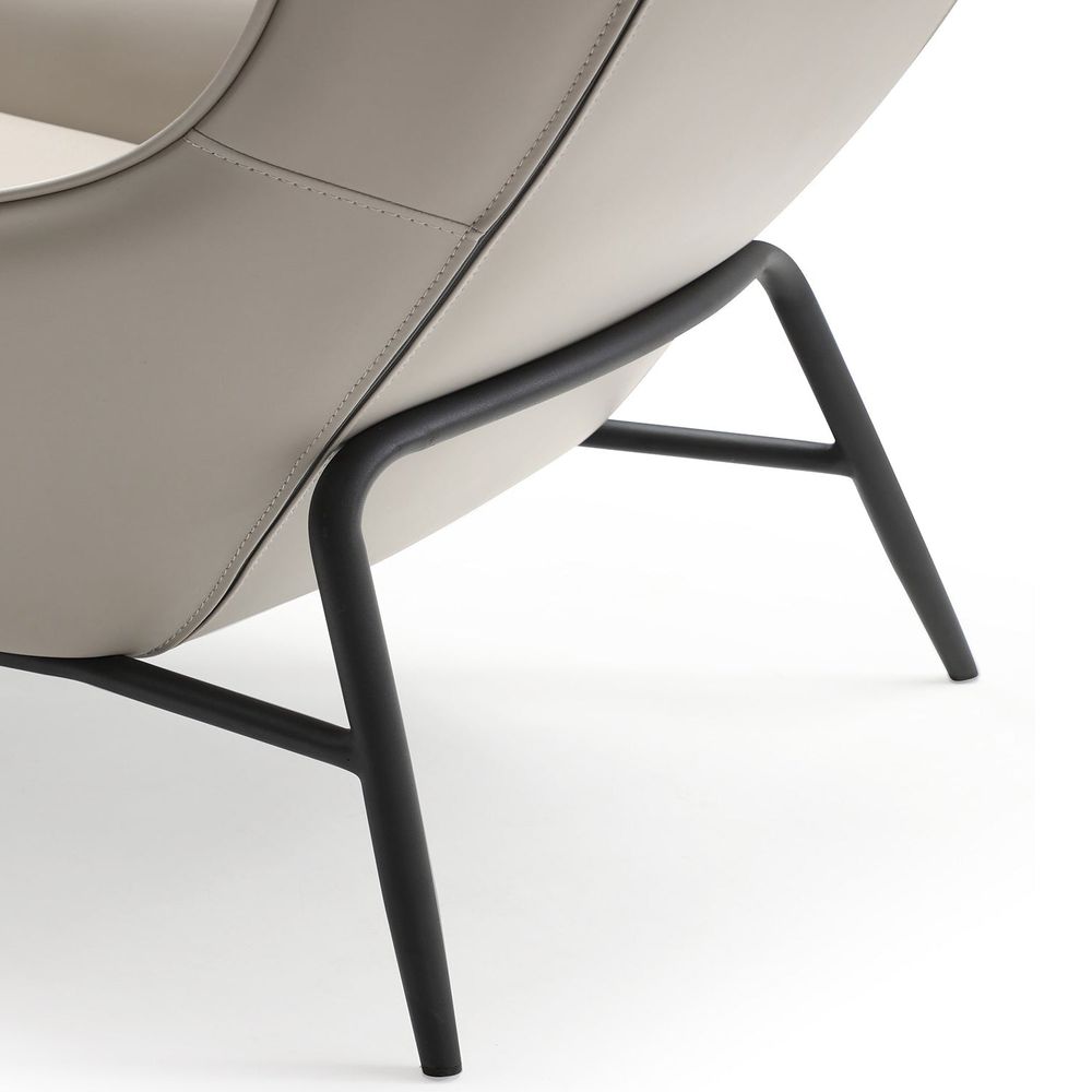 Wyatt Leisure Chair