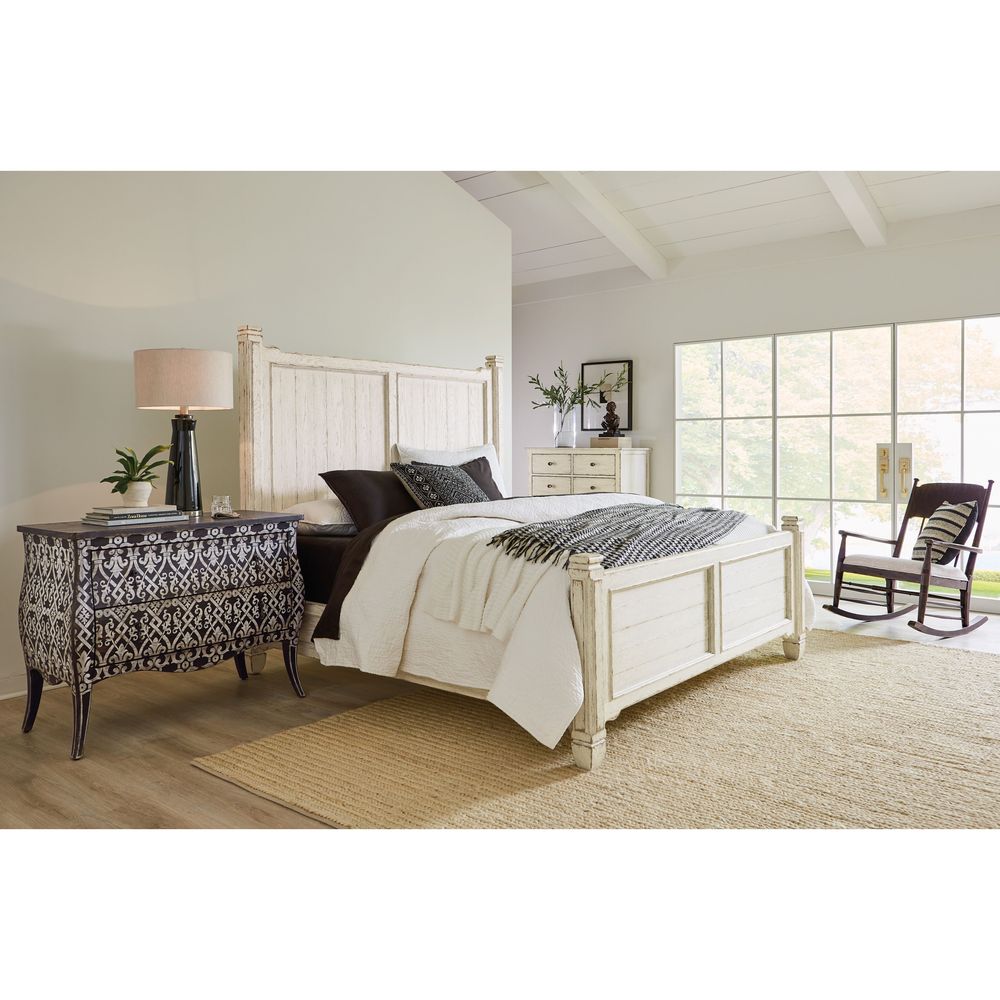 Dressers & Chests Heritage Two-Drawer Bombay Accent Chest - Blacks